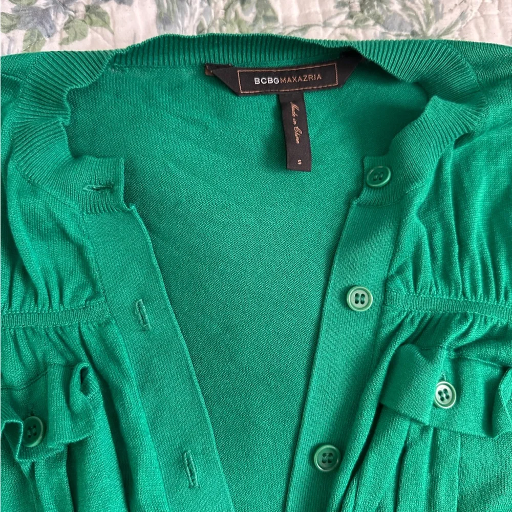 BCBG MAXAZRIA Kelly Green Button Cardigan Sweater Military Pocket S Silk Y2K